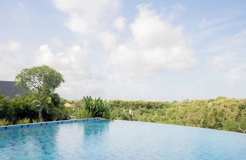 Kampial Villa | Dancing BAGIA Villa sharing pool 31nn
