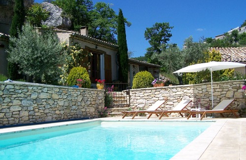 Simiane-la-Rotonde House | Detached Provencal house with private pool and SPA!