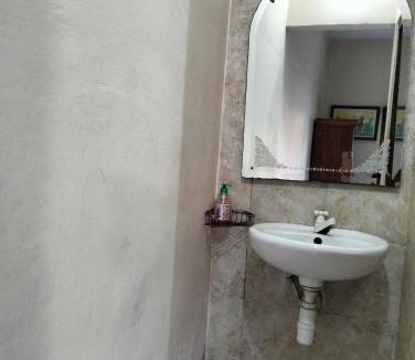 Purwakerti House | Dharma Yoga Homestay dan hostel