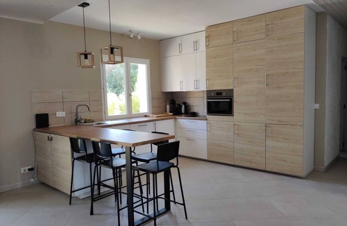 Besse-sur-Issole House | Domaine Chez Jean de Strivay
