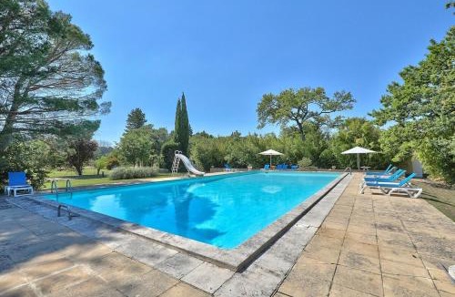 Entraigues-sur-la-Sorgue House | Domaine de la Dragonette Mas from the 18th century in the heart of Provence- Lubéron-Avignon
