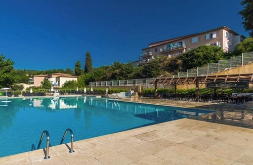 Tourrettes Apartment | Domaine de Camiole ST2H