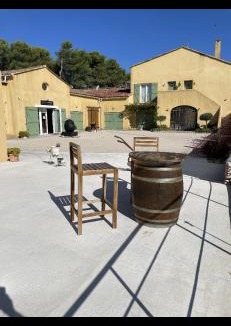 Venelles Bed & Breakfast | Domaine de L'Olibaou