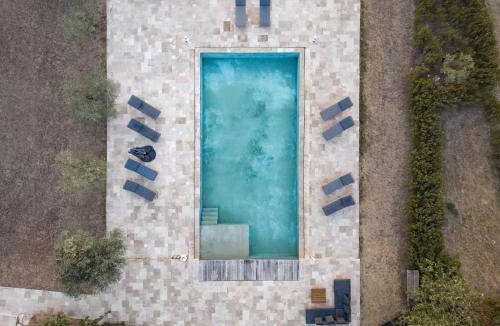 Grillon House | Domaine de la Calamande