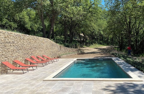 Apt House | Domaine de la Santonne - un Havre de Paix en Plein Luberon
