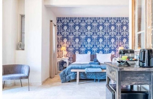 Menerbes Villa | Domaine de Valmenon Comfortable holiday residence