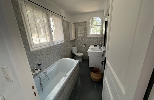 Laudun House | Domaine des mille pierres, in the Gard, 4-person house in the heart of nature