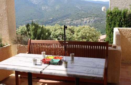 Mollans-sur-Ouveze Apartment | Domaine du Pas du Ventoux Hameau de la Garrigue