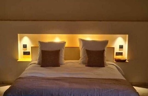 La Bastide-des-Jourdans Bed & Breakfast | Domaine des Hauts de Riganel - 26 people
