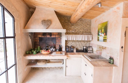 Oppede Bed & Breakfast | Domaine Les Roullets