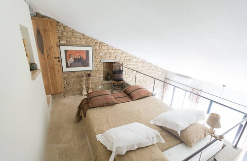 Oppede Bed & Breakfast | Domaine Les Roullets