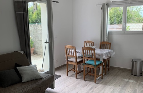 Marignane House | Downstairs villa in the countryside