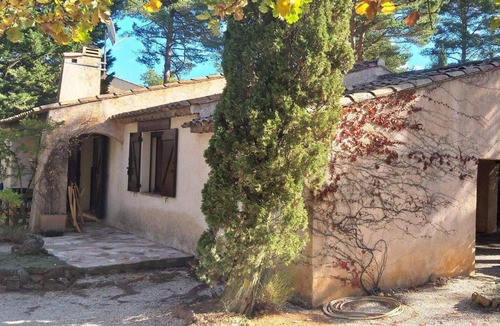 Tourtour House | DRINGUELLE - Two Bedroom House, Sleeps 5