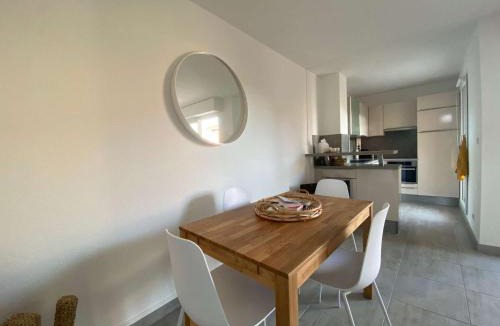 Cavaliere Beach Apartment | Duplex Bord de Mer avec Terrasse et Parking Privé à Cavalière, Le Lavandou - FR-1-308-137