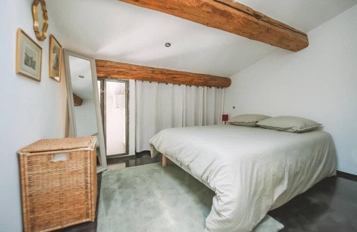 Avignon City Centre Apartment | Duplex climatisé centre ancien 7min à pied du palais 6 couchages