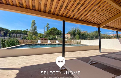 La Faviere Apartment | Duplex Pool et Beach Walk by SELECTsoHOME
