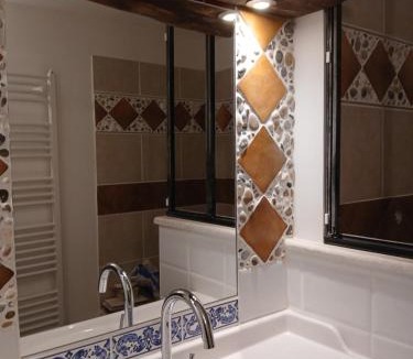Colonzelle House | Eco gîte des chênes