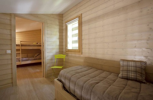 Saint-Antonin-du-Var Ski Chalet | Eco-lodge au Coeur D'un Vignoble de Provence