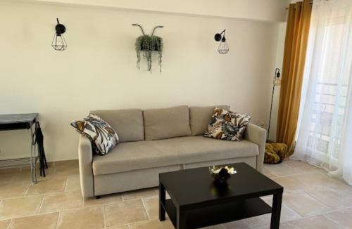 7th Arrondissement Apartment | Endoume mon Amour