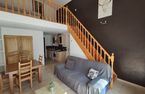 Le Thoronet Apartment | Entire apartment in a quiet location between Saint Tropez and the Gorges du Verdon
