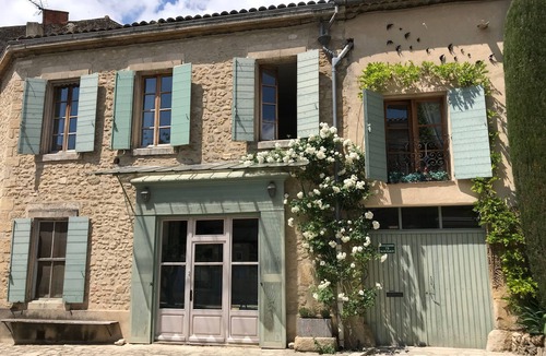 Ansouis House | Family + Friends: Provence Chic - Central location for ultimate Luberon touring