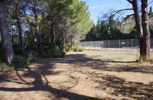 Caumont-sur-Durance Villa | Family villa in Provence with swimming pool