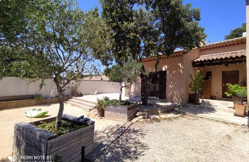Cornillon-Confoux Villa | Family villa 140m2