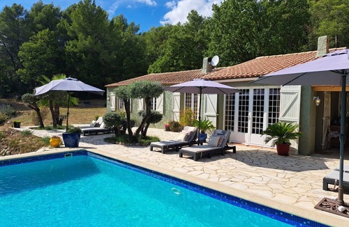 Callas Villa | fantastically located detached villa with private swimming pool for 8 people.