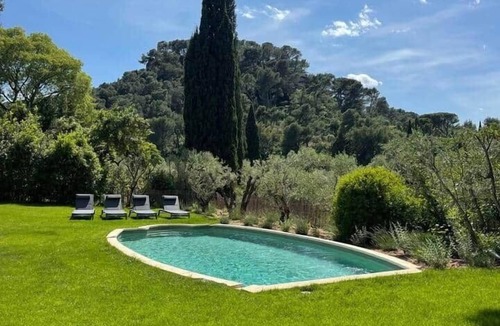 Saint-Etienne-du-Gres House | Farmhouse in a renowned Alpilles vineyard