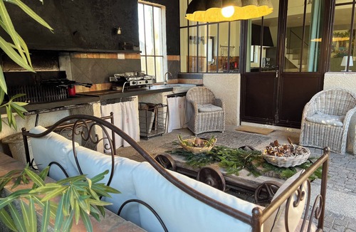 L'Isle-sur-la-Sorgue Other | Farmhouse in Provence, farmhouse, private in a 7 hectares park, heated pool