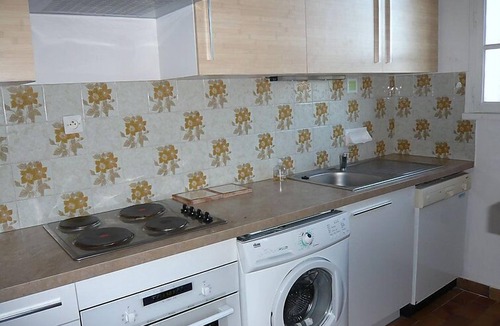 La Madrague Apartment | Hameau la Madrague by Interhome