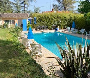 Saint-Maximin-la-Sainte-Baume Villa | 220 m² Villa ∙ 4 bedrooms ∙ 8 guests