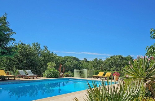 Saint-Maximin-la-Sainte-Baume House | Lovely gite on a vineyard. large swimming pool, very peaceful