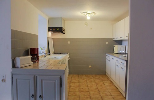 Saint-Michel-l'Observatoire House | 58 m² Gîte ∙ 2 bedrooms ∙ 4 guests