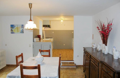 Saint-Michel-l'Observatoire House | 58 m² Gîte ∙ 2 bedrooms ∙ 4 guests