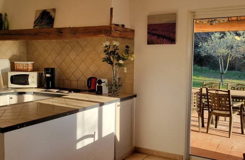 Saint-Pantaleon-les-Vignes House | 120 m² Gîte ∙ 3 bedrooms ∙ 6 guests