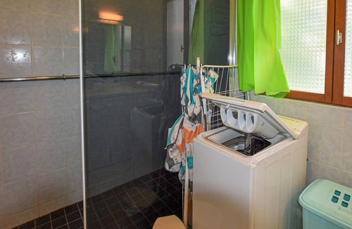 Venasque House | Friendly and welcoming cottage with nice amenities.