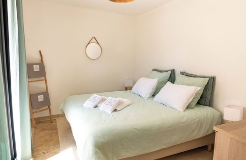 Valensole House | Gîte au Coeur des Champs de Lavande