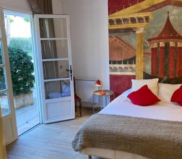 Caromb Apartment | Gîte au milieux des oliviers.