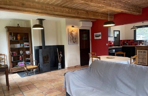 Montfuron House | Gîte de l'Embuissonnade