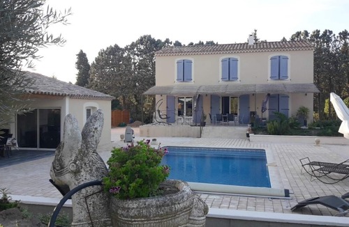 Caumont-sur-Durance House | Gîte "La Cigalette" in Provence