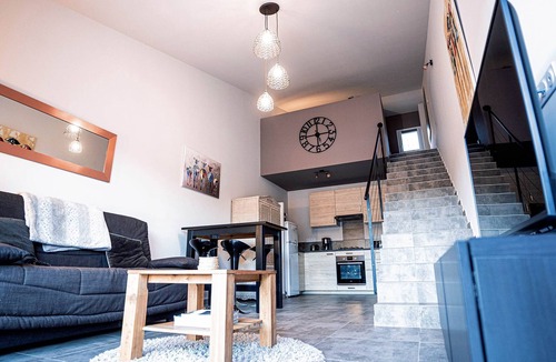 La Londe-les-Maures Apartment | Gîte Marron Sous Les Pins