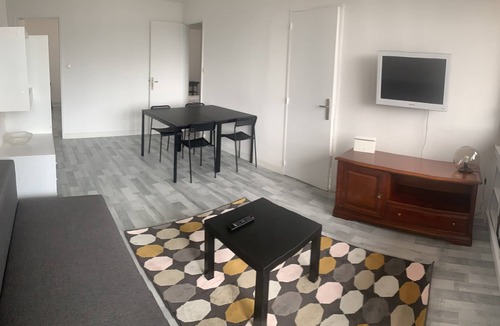 La Panouse Apartment | Gd appt Sea View Budget Maitrisé