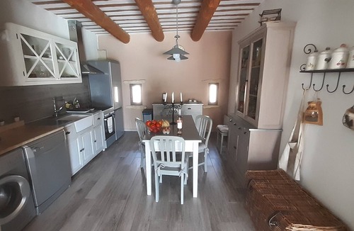 Courthezon Cottage | Gite between Avignon and Orange