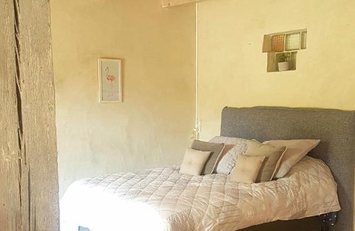 Montfrin House | Gite face à la rivière -proche du pont du Gard-