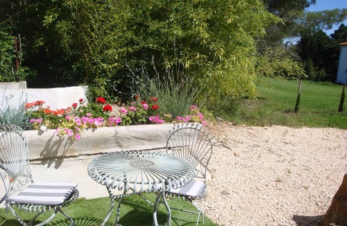 Saint-Gilles Ski Chalet | Gite in Petite Camargue for2persons on the banks of the Petit Rhône
