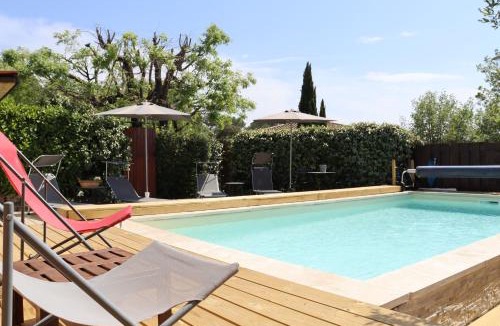 Draguignan House | gite LAPAZ/jacuzzi privé/piscine