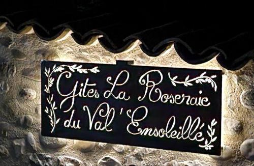 Valensole House | Gite Le Figuier - La Roseraie du Val'ensoleillé
