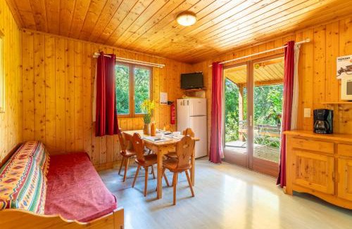 Mirabel-aux-Baronnies Ski Chalet | Gite Serpolet
