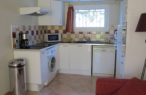 Piolenc Cottage | Gite with private pool.
